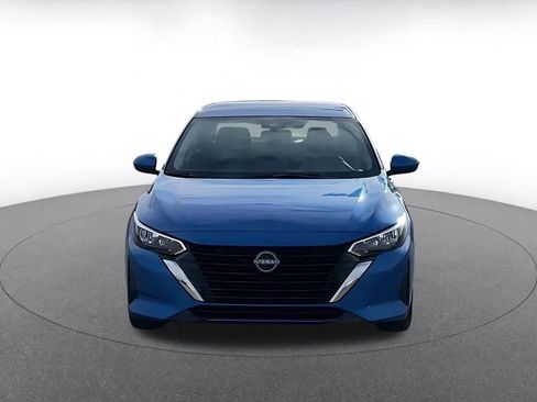 Used 2025 Nissan Sentra SV image 4