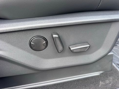 New 2025 Ford Expedition Platinum w/ Stealth Performance Package image 29