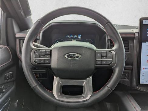 Used 2023 Ford Expedition Limited image 15