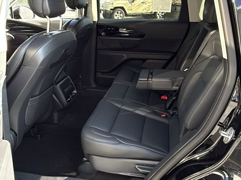 New 2026 Lincoln Nautilus Premier image 13