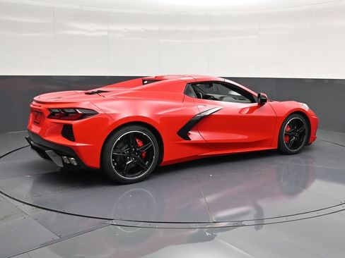 Used 2022 Chevrolet Corvette Stingray Convertible w/ 1LT RWD image 3