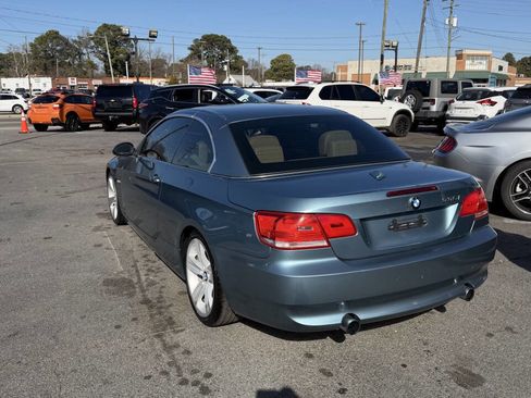 Used 2009 BMW 335i Convertible image 12