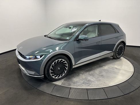 Certified 2024 Hyundai Ioniq 5 Limited image 3