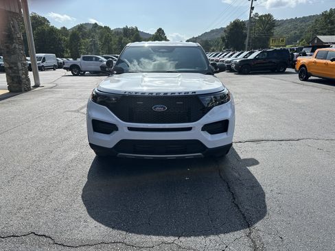 Used 2026 Ford Explorer 4WD Police Interceptor w/ Ready For The Road Package image 3