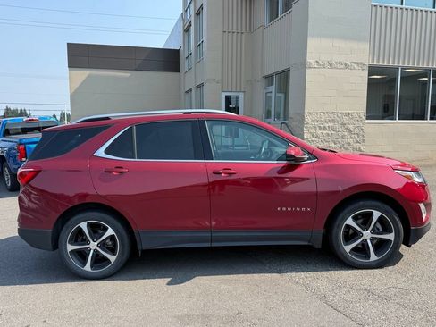 Used 2020 Chevrolet Equinox LT AWD/4WD image 2