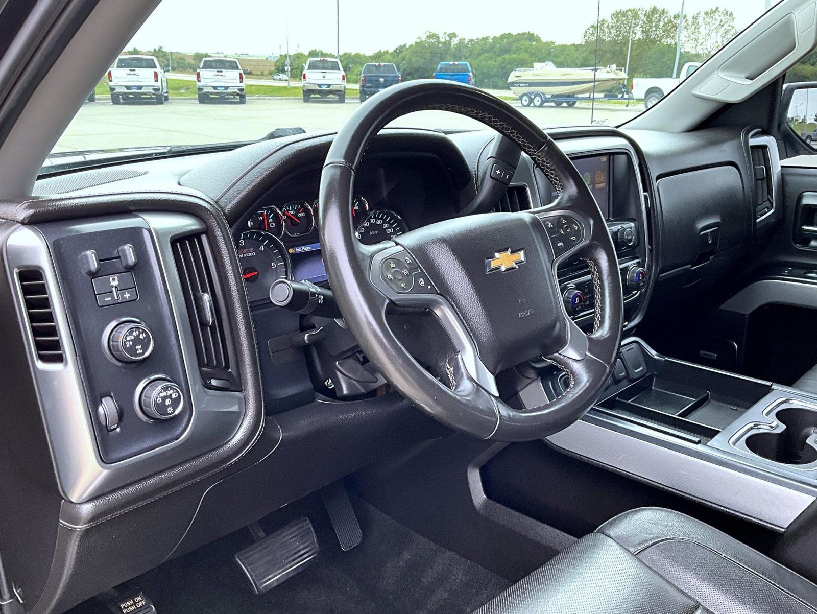 Used 2014 Chevrolet Silverado 1500 LTZ Z71 w/ LTZ Plus Package AWD/4WD image 11