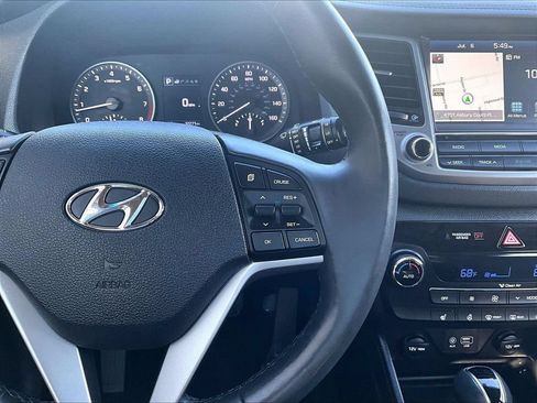 Used 2018 Hyundai Tucson Limited AWD/4WD image 16