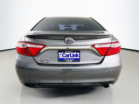 Used 2017 Toyota Camry SE FWD image 7