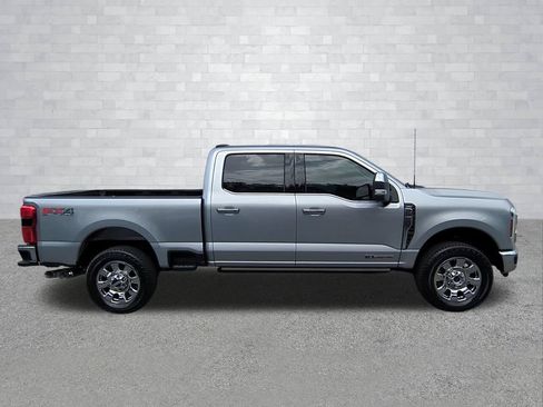 Certified 2024 Ford F250 Lariat w/ Lariat Ultimate Package AWD/4WD image 3