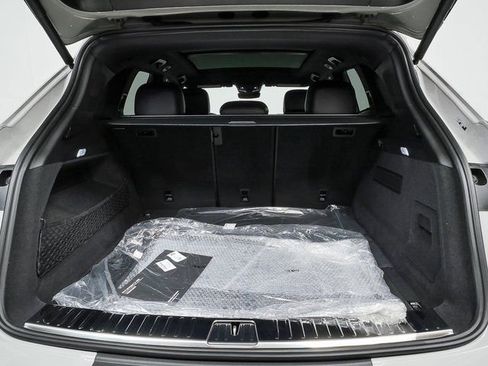 New 2026 Porsche Cayenne AWD image 29