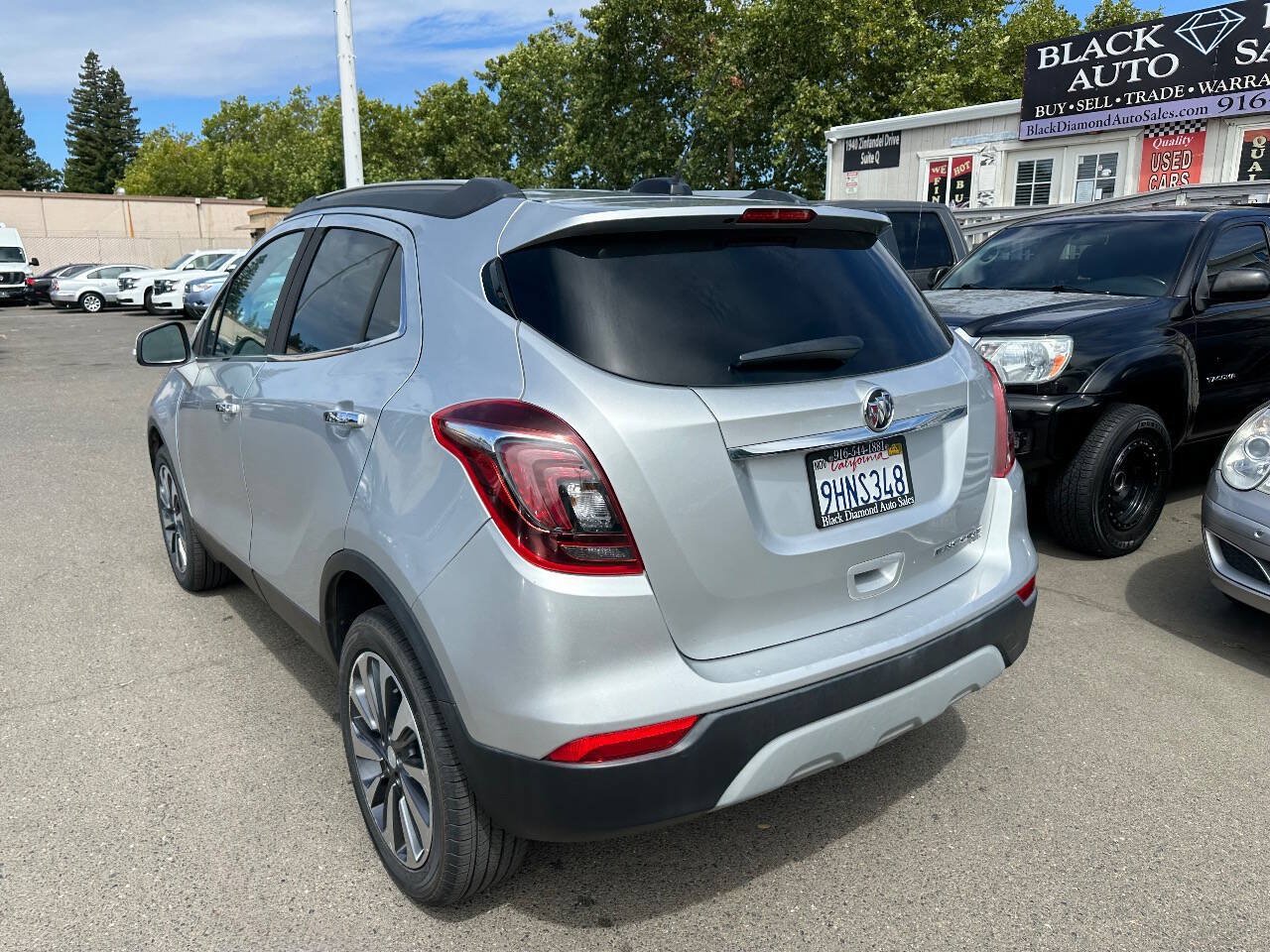 Used 2020 Buick Encore Essence AWD/4WD image 8