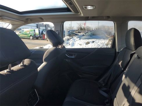 Certified 2023 Subaru Forester Premium image 9