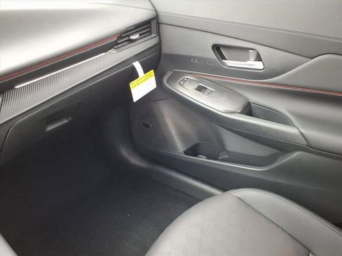 New 2026 Nissan Sentra SR image 24