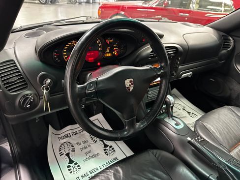 Used 2004 Porsche 911 Targa image 8