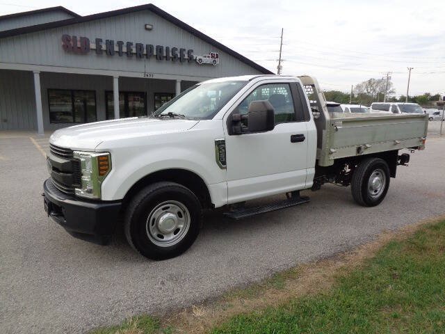 Used 2019 Ford F250 XL RWD image 1