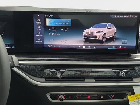 New 2026 BMW X5 xDrive50e w/ M Sport Package AWD/4WD image 20