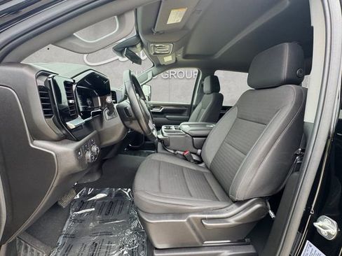 Used 2024 Chevrolet Silverado 2500 LT image 19