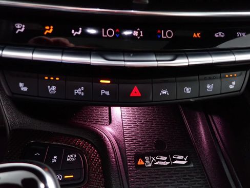Used 2025 Cadillac CT5 V w/ LPO, ONYX Package AWD/4WD image 9