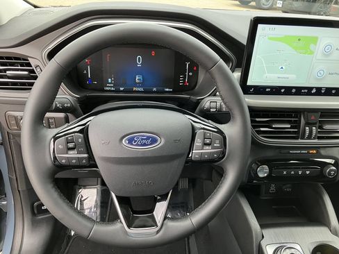 Used 2024 Ford Escape Active w/ Tech Pack #1 AWD/4WD image 10