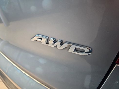 Used 2017 Honda Pilot EX-L image 9