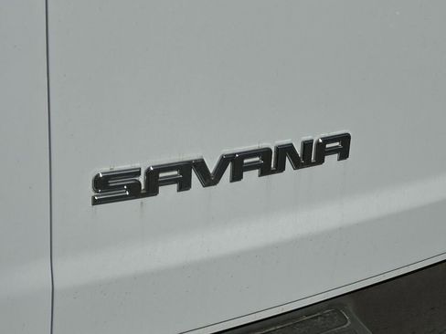 New 2025 GMC Savana 3500 Extended w/ Driver Convenience Package image 30