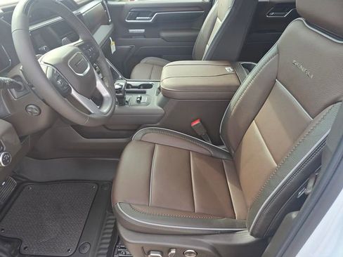 New 2026 GMC Sierra 1500 Denali image 17