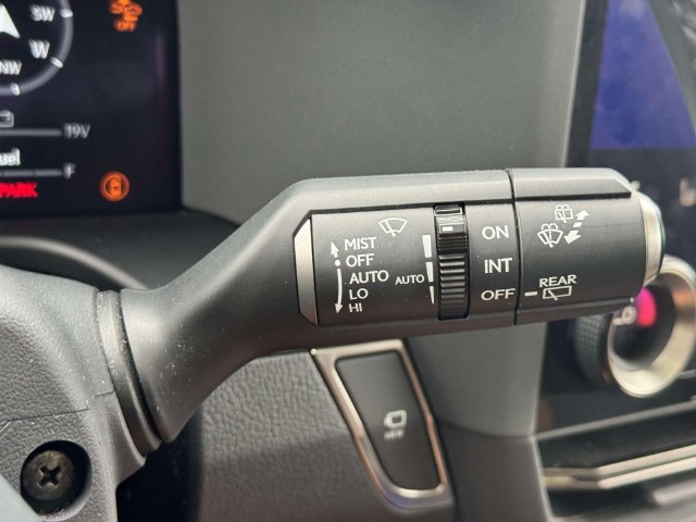 Used 2024 Lexus GX 550 w/ Accessory Package (2T) AWD/4WD image 31