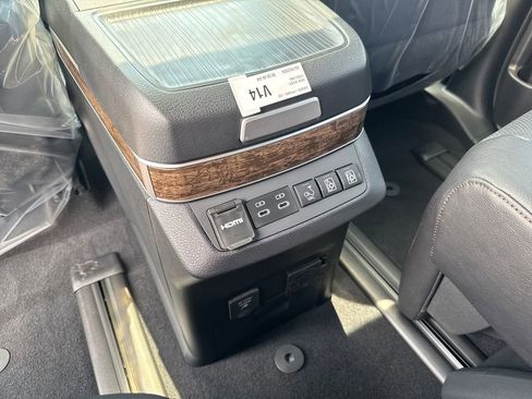 New 2026 Toyota Sienna Platinum AWD/4WD image 35