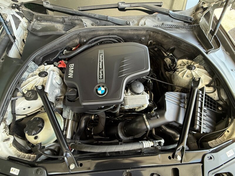Used 2014 BMW 528i Sedan RWD image 38