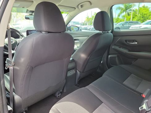 Used 2021 Nissan Sentra SR FWD image 11