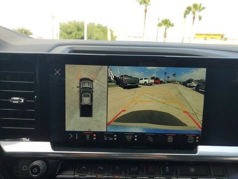 New 2026 Chevrolet Silverado 1500 LTZ w/ LTZ Premium Package AWD/4WD image 28