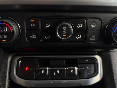 Used 2021 GMC Acadia SLE w/ Driver Convenience Package AWD/4WD image 31