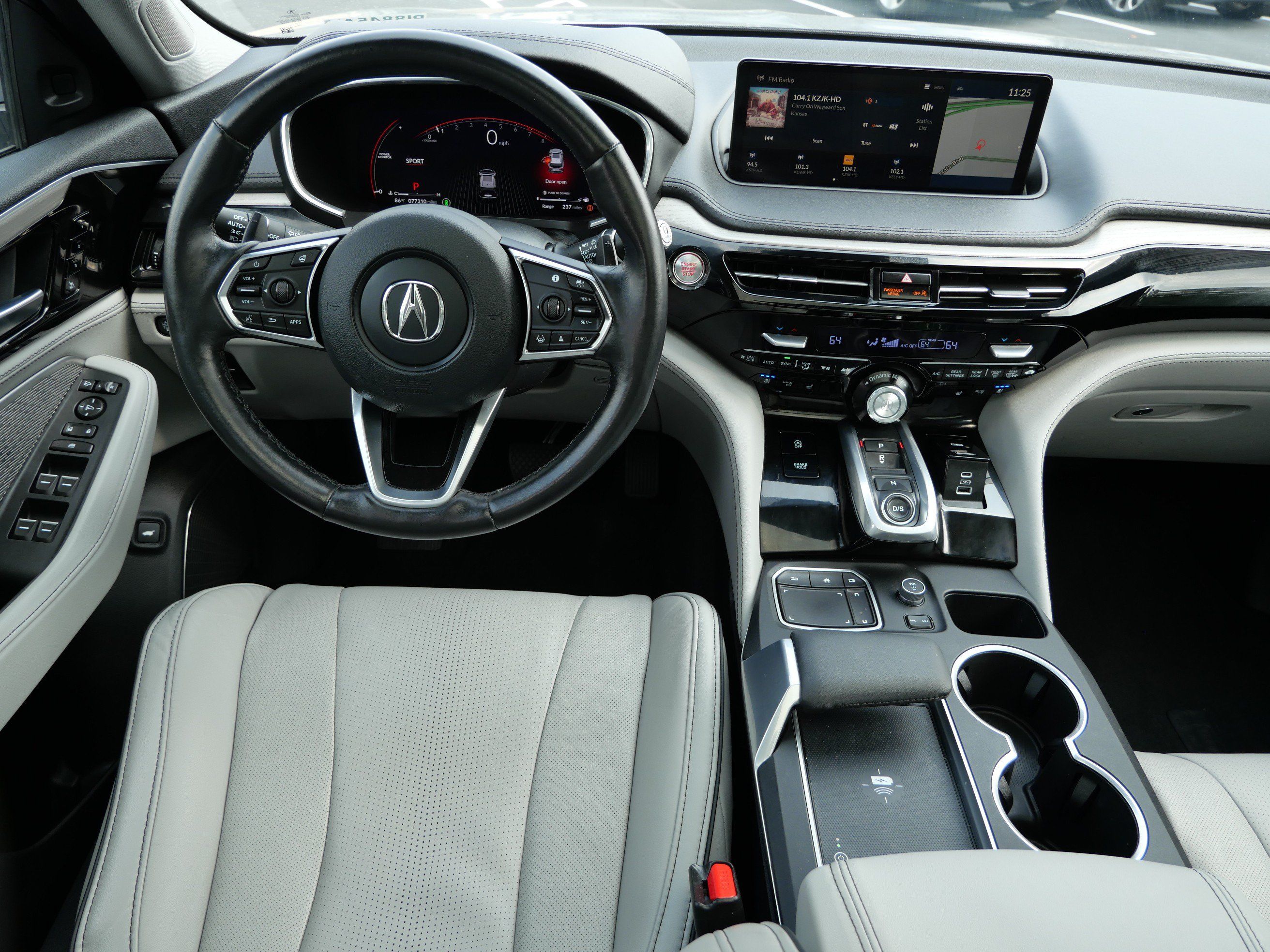 Used 2023 Acura MDX w/ Advance Package AWD/4WD image 17
