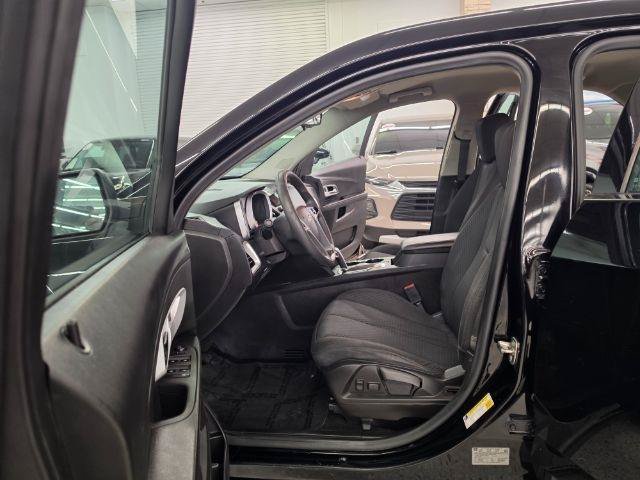 Used 2015 Chevrolet Equinox LS FWD image 28