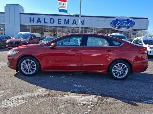 Certified 2020 Ford Fusion SE image 4