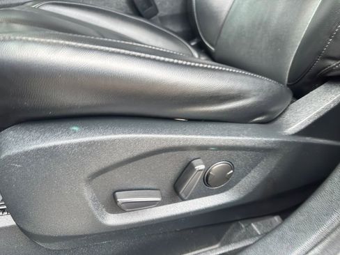 Used 2021 Ford Edge Titanium image 13