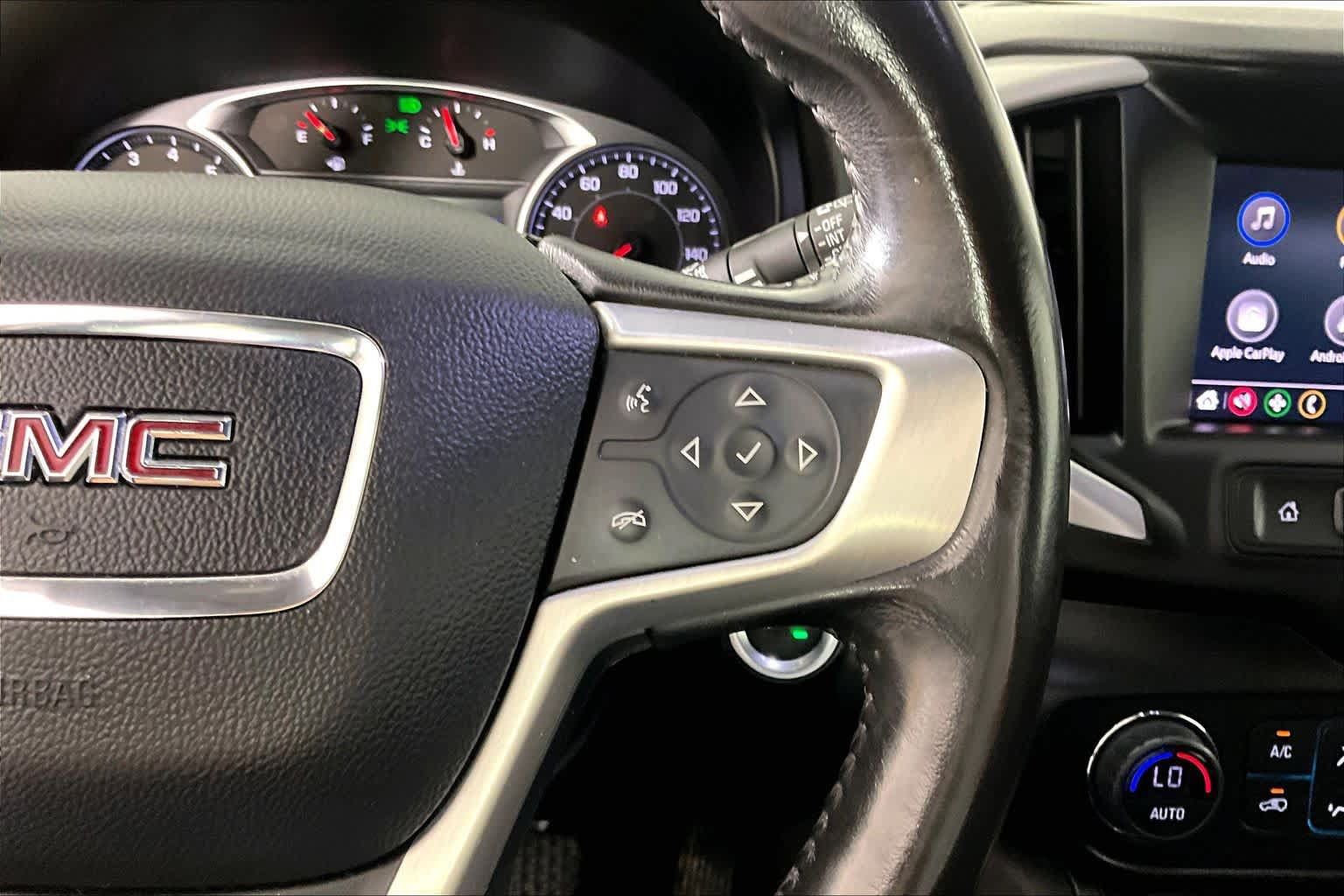 Used 2020 GMC Terrain SLE w/ Driver Convenience Package FWD image 23