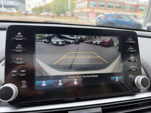 Used 2018 Honda Accord EX-L image 17