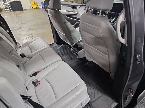 Used 2018 Honda Odyssey EX-L image 11
