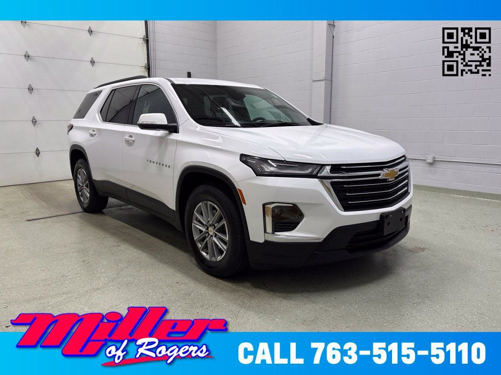 Used 2023 Chevrolet Traverse LT AWD/4WD image 1