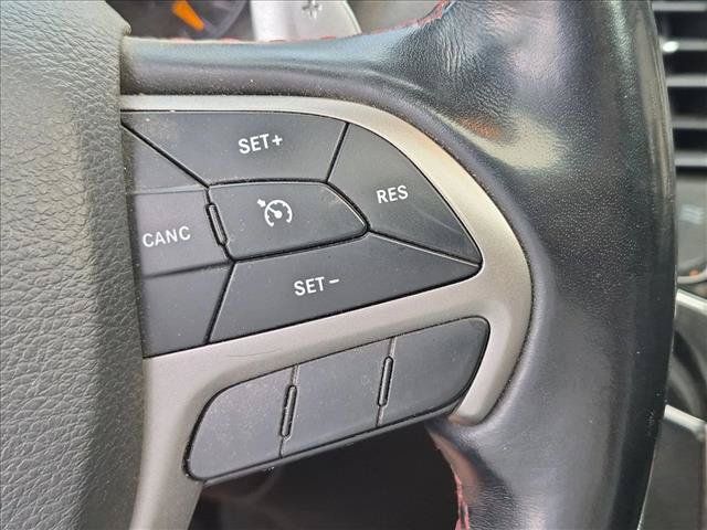 Used 2021 Jeep Grand Cherokee Trailhawk AWD/4WD image 12