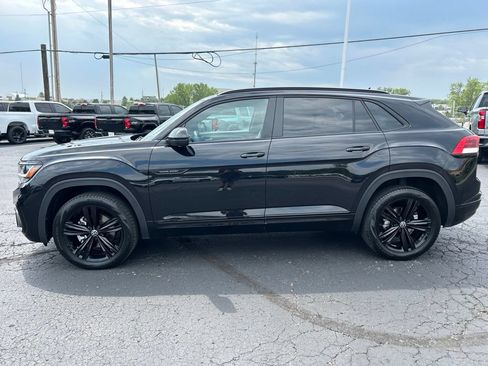 Used 2023 Volkswagen Atlas Cross Sport SEL R-Line AWD/4WD image 8