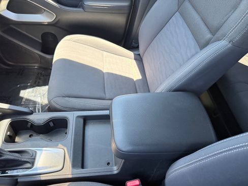 Used 2024 Nissan Frontier SV AWD/4WD image 14
