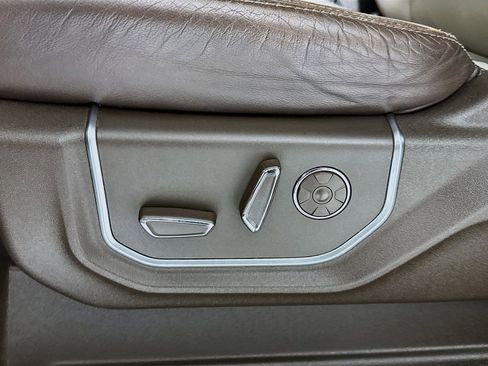 Used 2020 Ford F150 Limited w/ Trailer Tow Package image 21