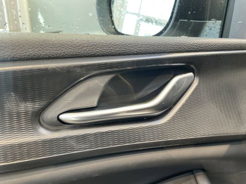 New 2025 Jeep Grand Cherokee Laredo X w/ Luxury Tech Group I image 16