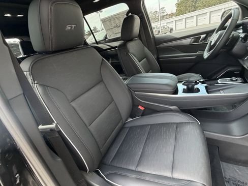New 2026 Buick Enclave Sport Touring w/ Power Package FWD image 22