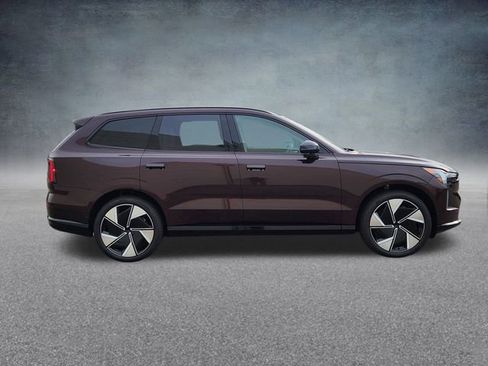 New 2025 Volvo EX90 Ultra w/ Protection Package Premier image 8