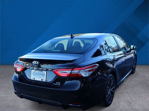 Used 2020 Toyota Camry SE image 9