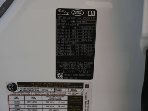 Used 2026 Land Rover Defender 110 S AWD/4WD image 30