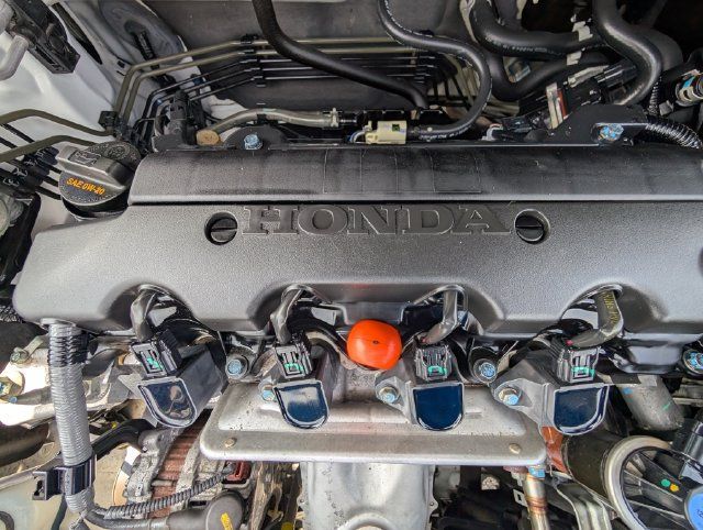 Used 2018 Honda HR-V EX image 32